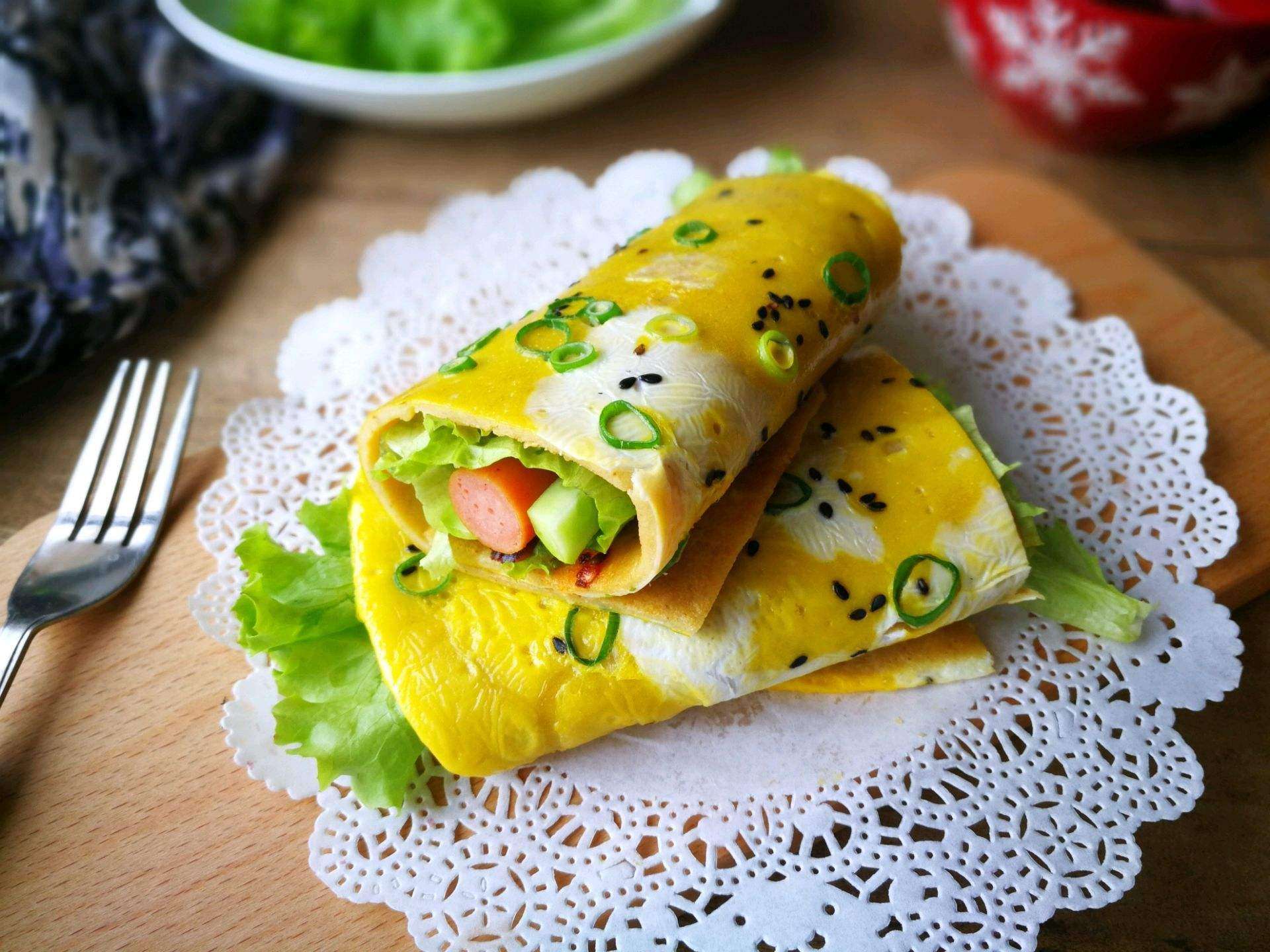 舌尖上的美味教你煎饼果子的秘制做法营养美味超好吃很过瘾