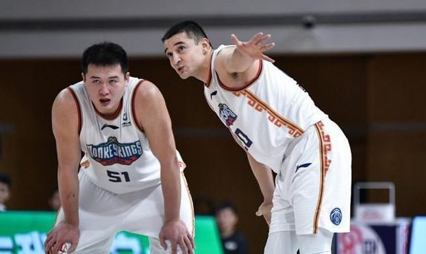 同曦动作不小与2球员谈转会后霍楠又现身cuba来挑榜眼了