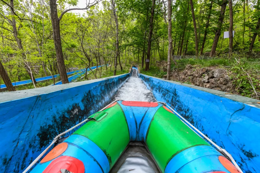 森林漂流-水上清凉有人说旅行是爱情的升华浓情五月是爱的季节仿佛