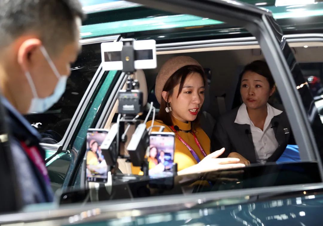 直播卖车收效甚微谁之过