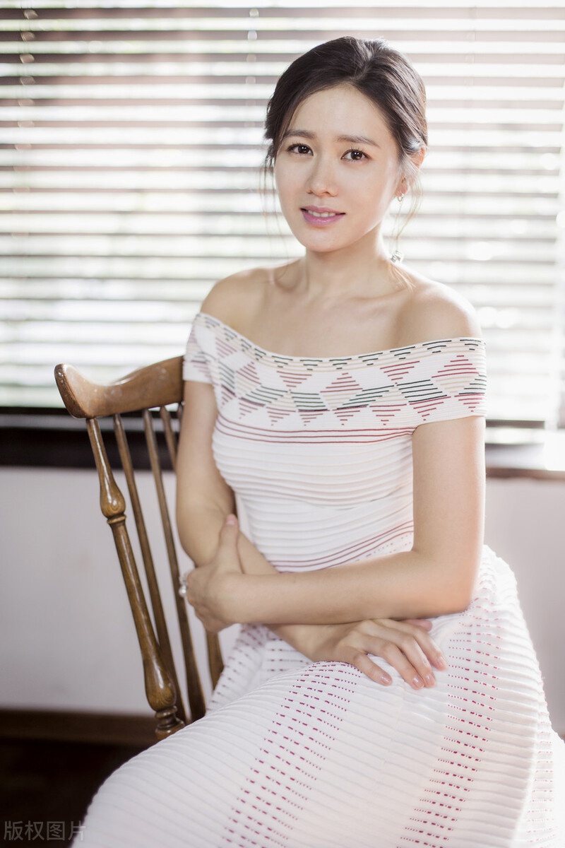 孙艺珍近照,成熟气质,满满的女人味