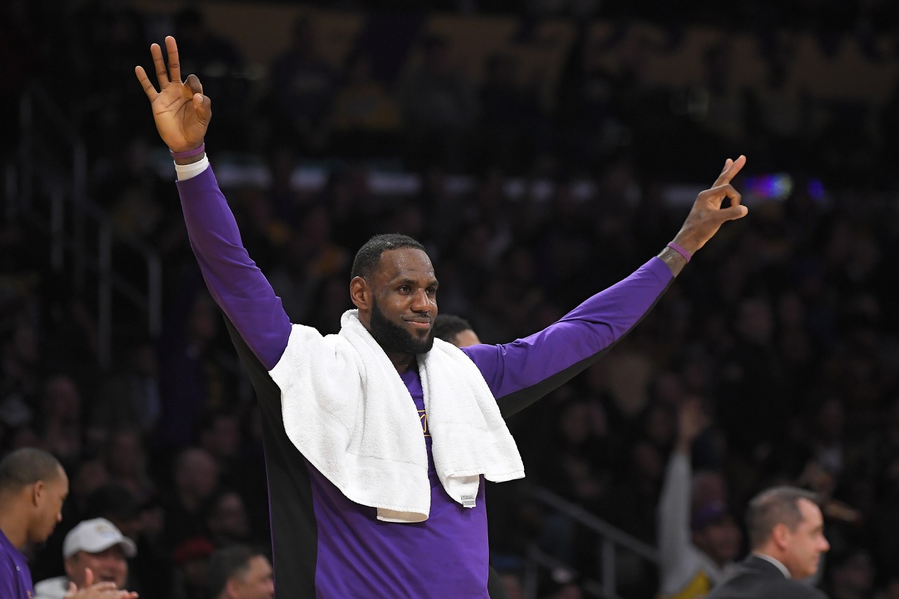 库里总决赛命中率42伦纳德49老詹和乔丹是多少