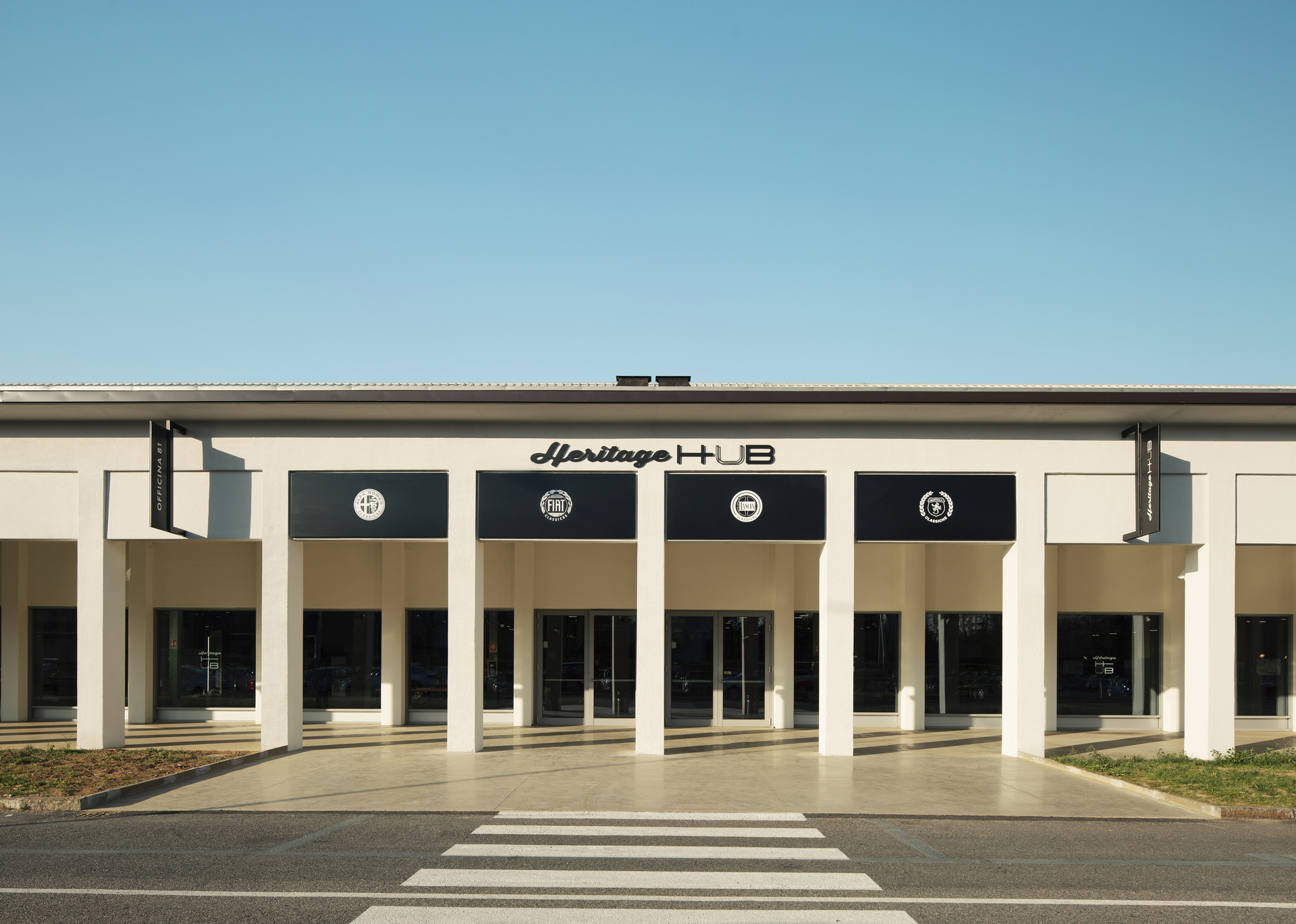 提供新的替换零件传奇性经典车车主欢欣鼓舞