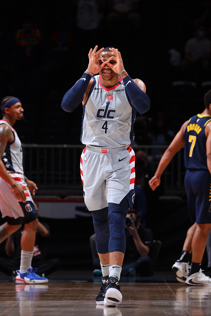 布鲁克斯我和威少有过很多美好的时刻我爱死他了