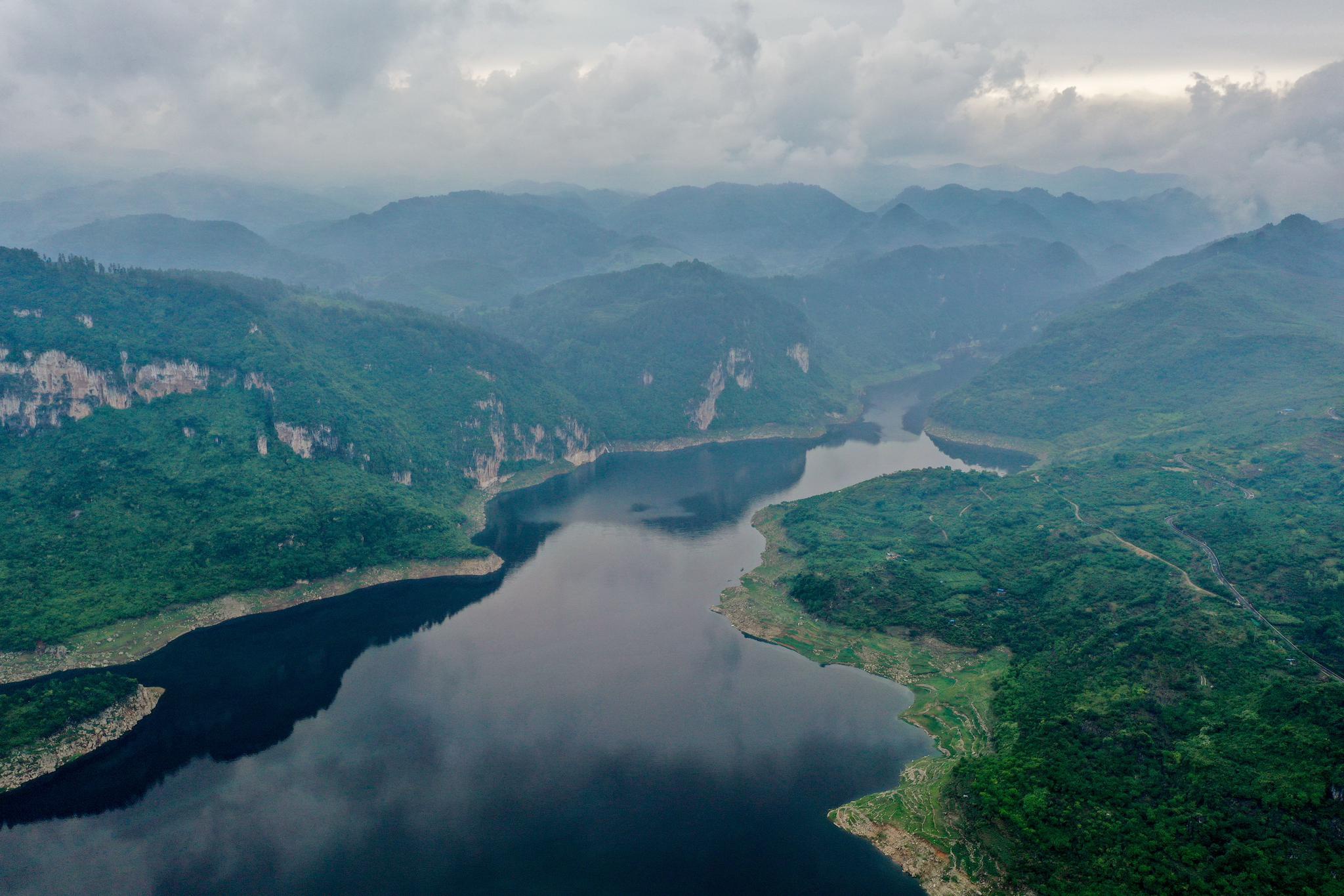 5月18日,黎平县洪州镇草坪村一景(无人机照片).