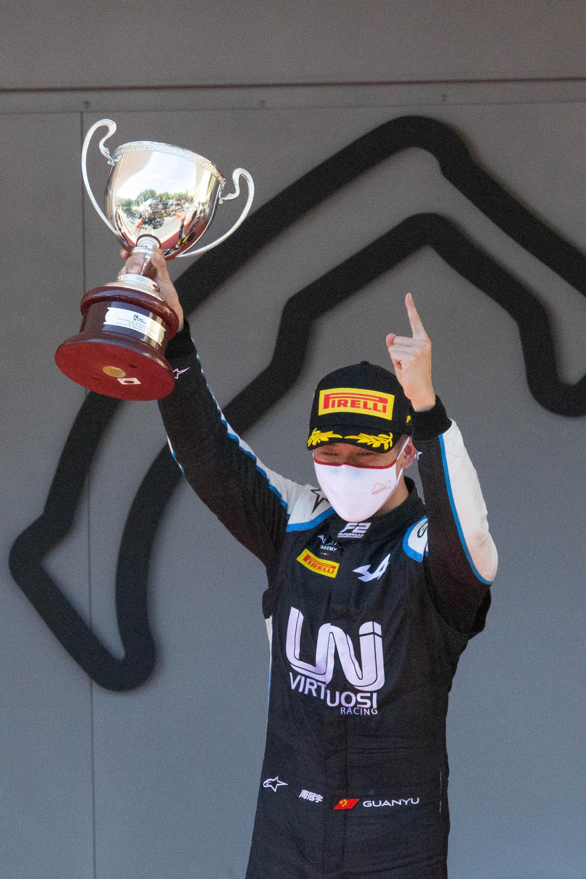 赛车——f2摩纳哥站第一回合正赛:周冠宇夺冠|蒙特卡洛|中国车手