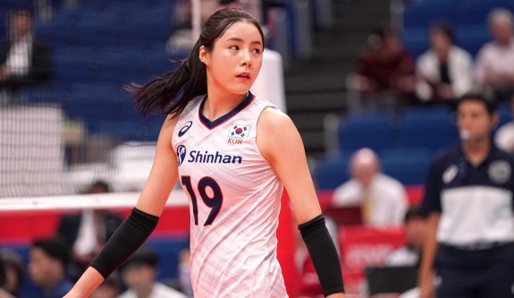 太难了!韩国主力接连离开,外教培养新人,金软景或带着遗憾退役