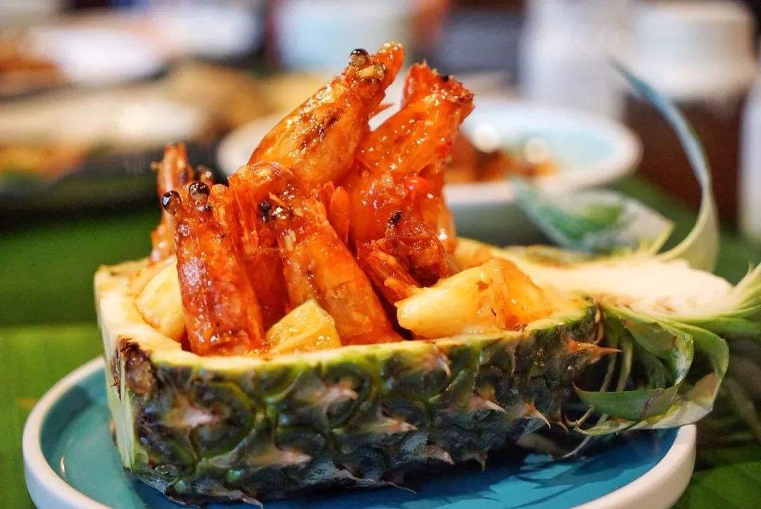 学会这样做香辣菠萝虾色香味美太好吃了孩子总也吃不够