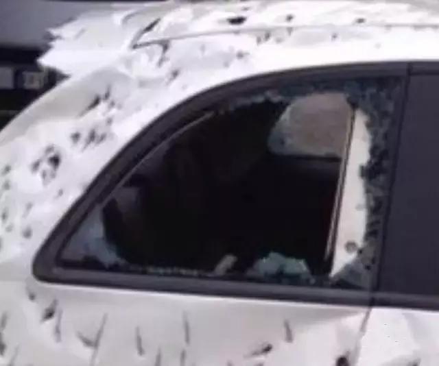 小伙把车子停在小区楼下，隔天邻居帮他把车子改了个样休闲区蓝鸢梦想 - Www.slyday.coM