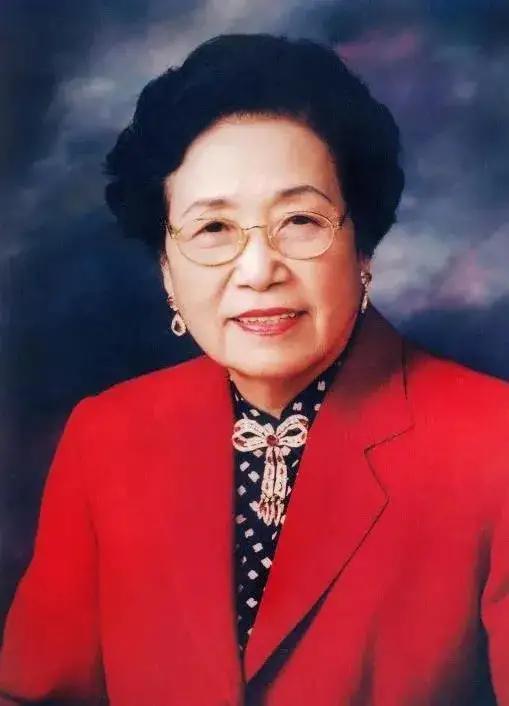 日月光位居全球十大封测第一72亿美元温州帮家族她力量最强