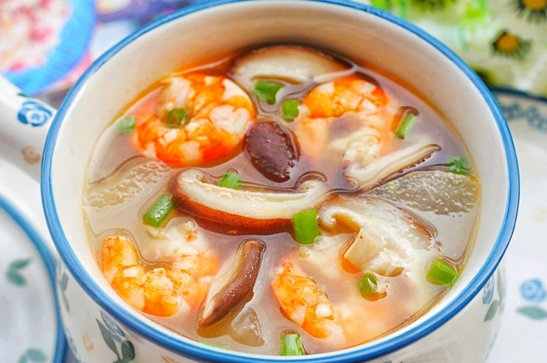 好喝不胖的冬瓜虾仁菌菇汤来啦