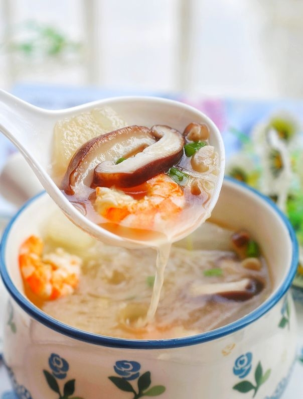 好喝不胖的冬瓜虾仁菌菇汤来啦