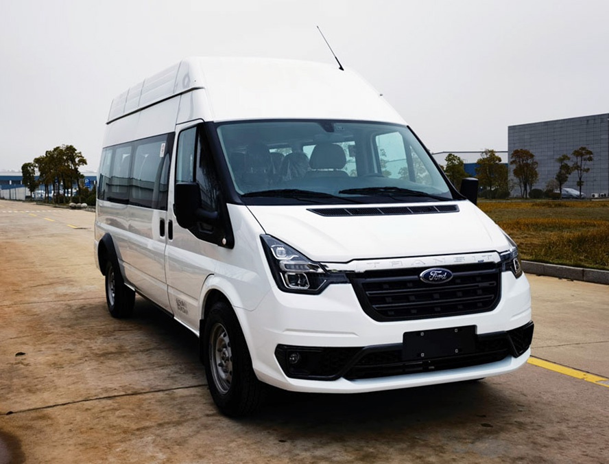 新世代全顺电动版实车曝光,车长近6米,轴距3米75,10-15座都有