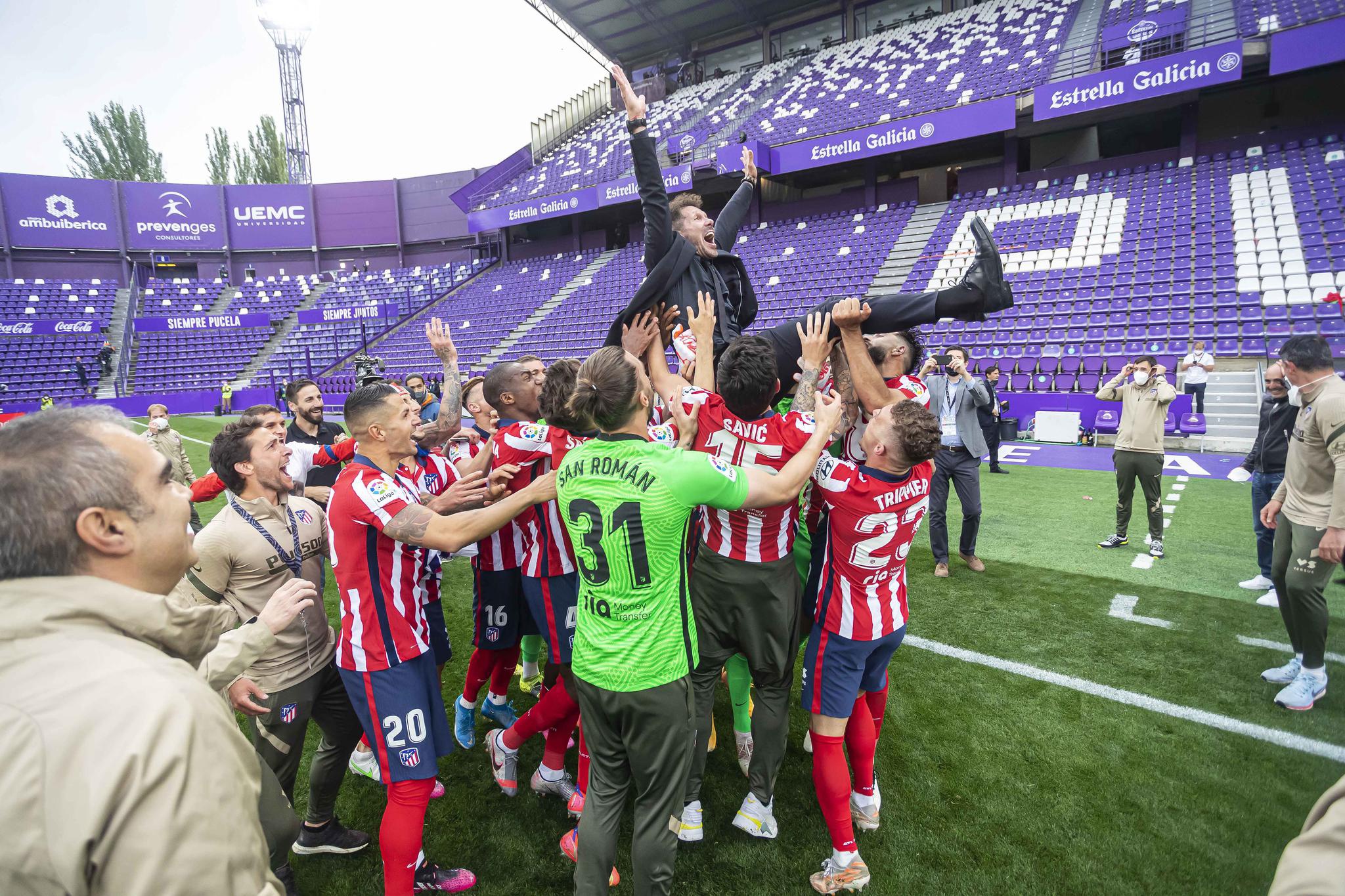 足球西甲马竞夺冠