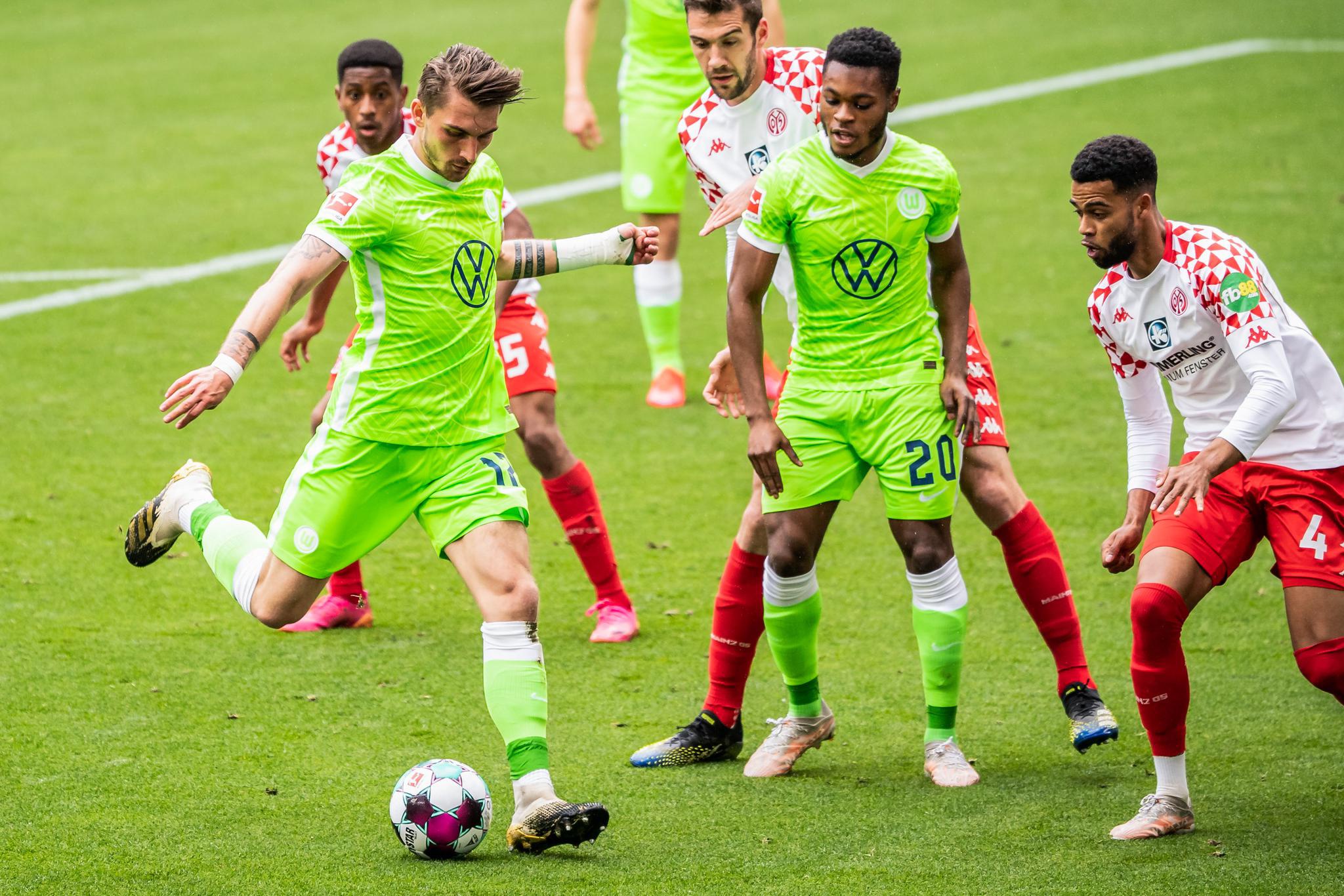 足球德甲沃尔夫斯堡不敌美因茨