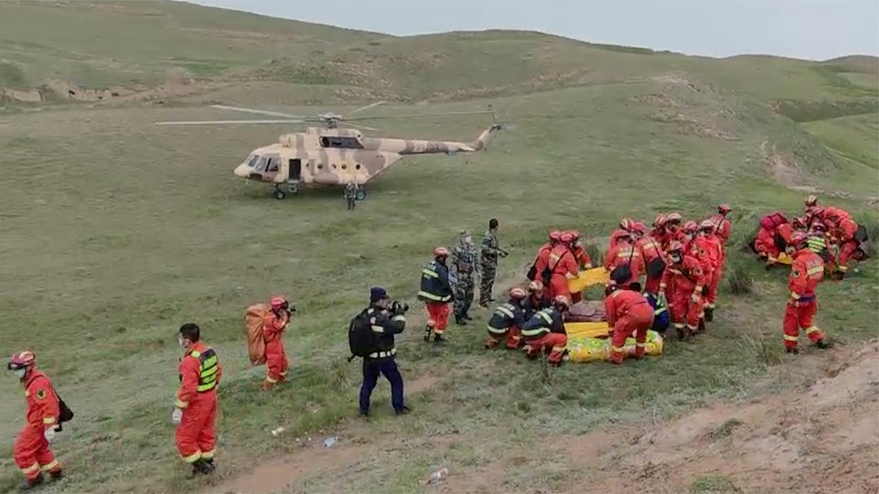 甘肃白银山地马拉松事故遇难人数达到21人 最新搜救现场画面曝光
