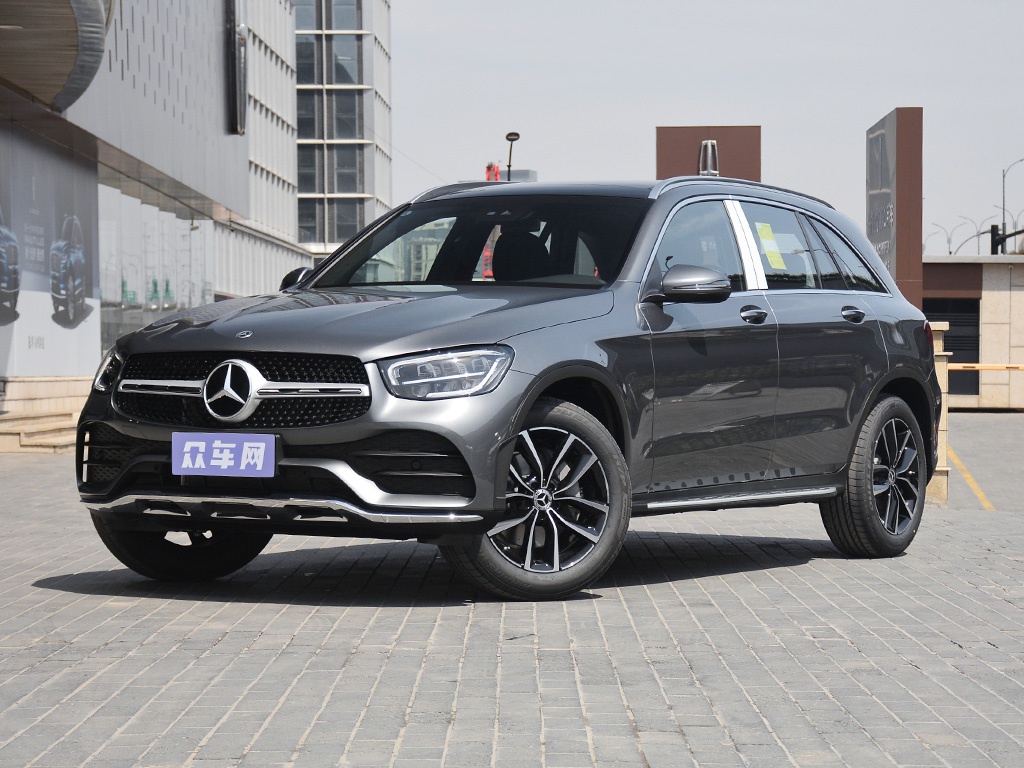 豪华亲民!奔驰glc在同价位车型月度销量中常年排名前三