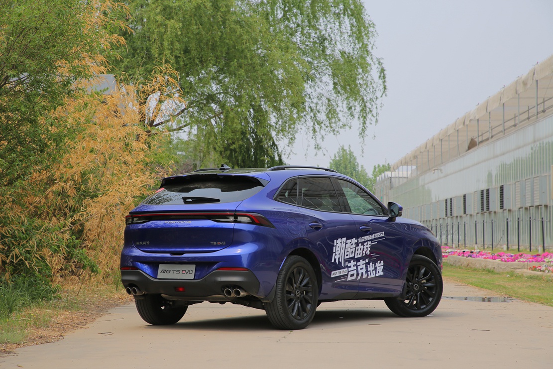 试驾东风风行t5evo或许是10万级最潮的suv