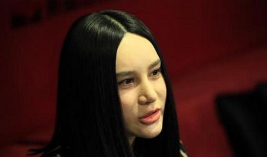 盘点整容失败的6位女星,不知看到自己以前绝美模样,会不会后悔