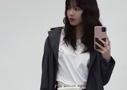 半藏森林晒侧颜杀微博里除了茶艺没别的这就是第一网红的手段