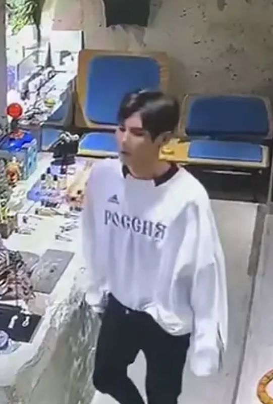 曝《青3》选手彦希偷东西,店主公开监控视频,当事人道歉并回应休闲区蓝鸢梦想 - Www.slyday.coM