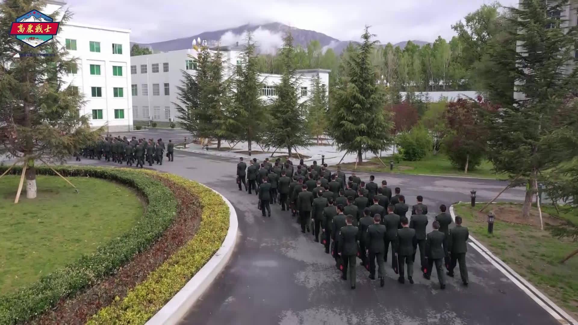 军区任国来副政委出席开班仪式并全程带班学习张田野魏东洪忠林李绍辉