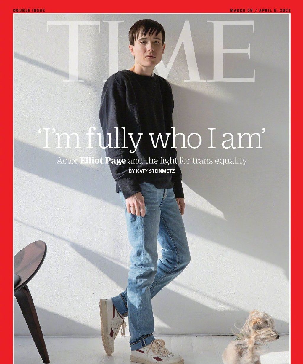 演员艾伦佩吉首晒泳装照胸部平坦还有腹肌疑似变性成功