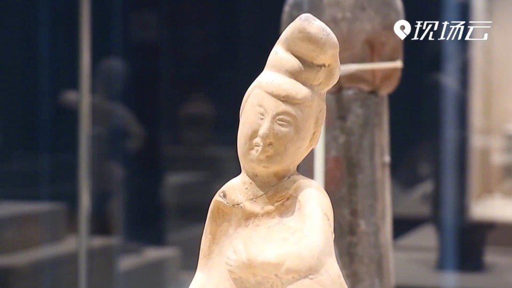 太原博物馆有个唐代心塞女佣
