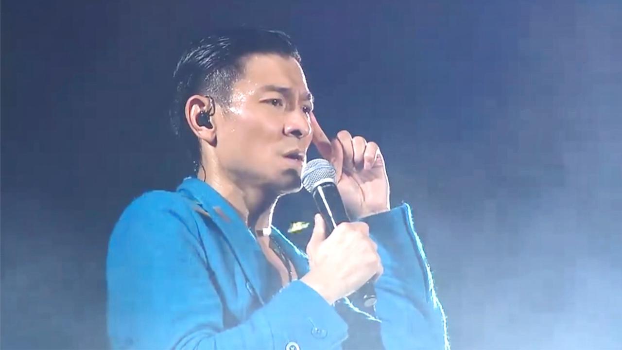 刘德华演唱会:长达两个小时用心表演,一起给华仔《掌声响起》来