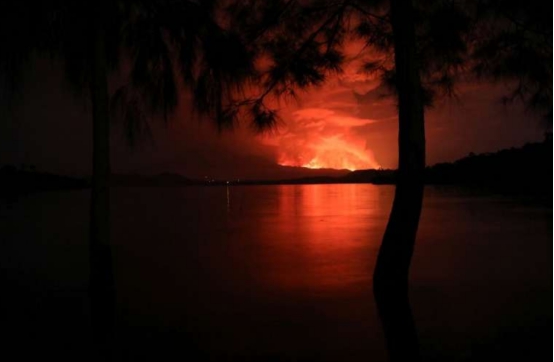 地球怎么了?青海地震导致地表破裂近70公里,刚果火山又喷发了休闲区蓝鸢梦想 - Www.slyday.coM 地球怎么了?青海地震导致地表破裂近70公里,刚果火山又喷发了休闲区蓝鸢梦想 - Www.slyday.coM