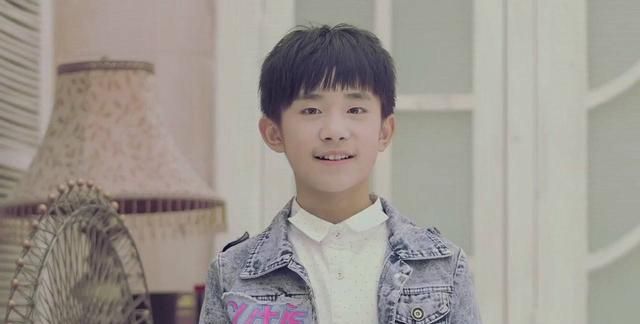 易烊千玺,#王源#,#王俊凯#带着《魔法城堡》还有《爱出发》来到大众的