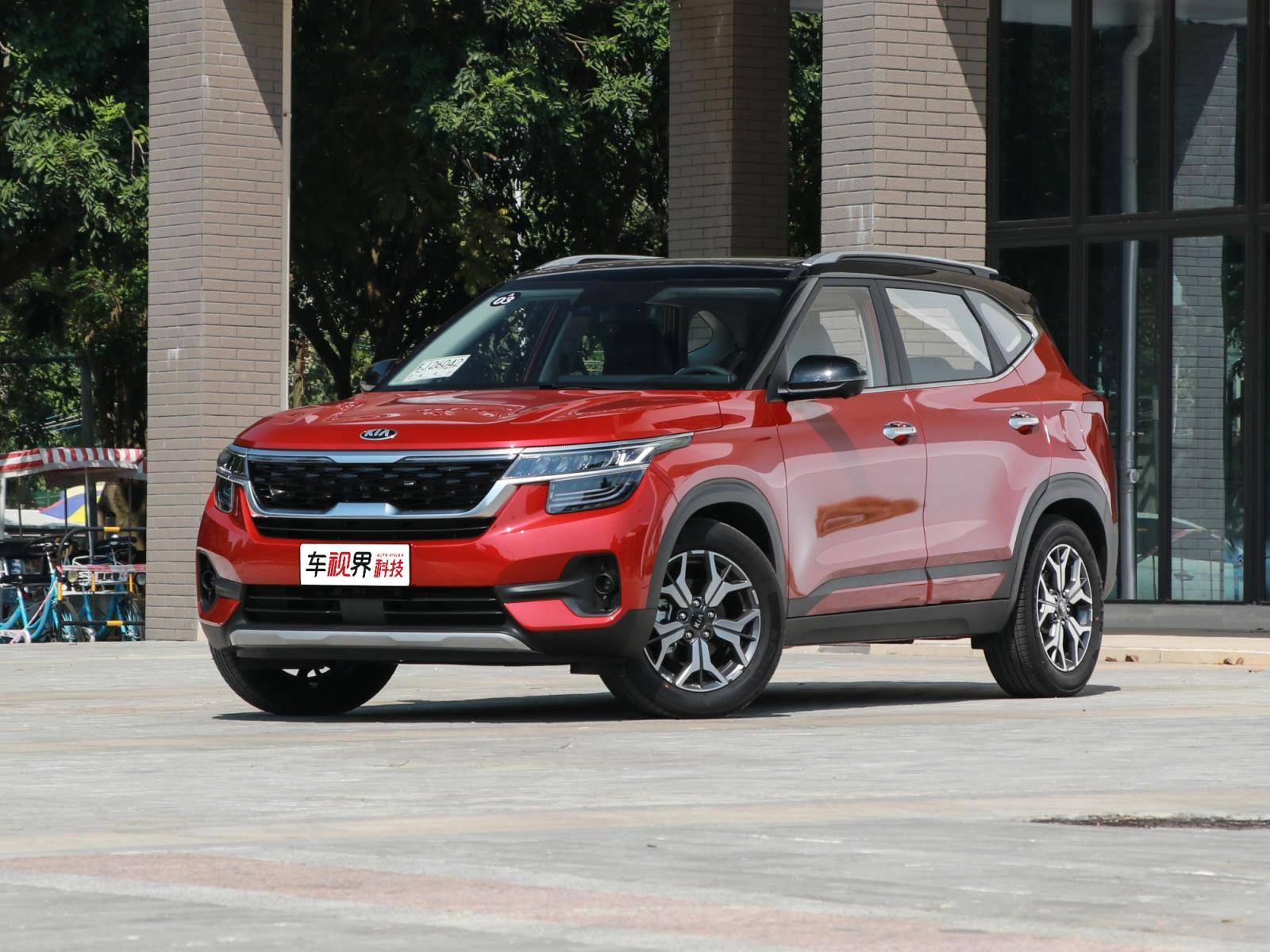 新款起亚kx3傲跑上市 配置小幅升级/新增一款车型-新浪汽车