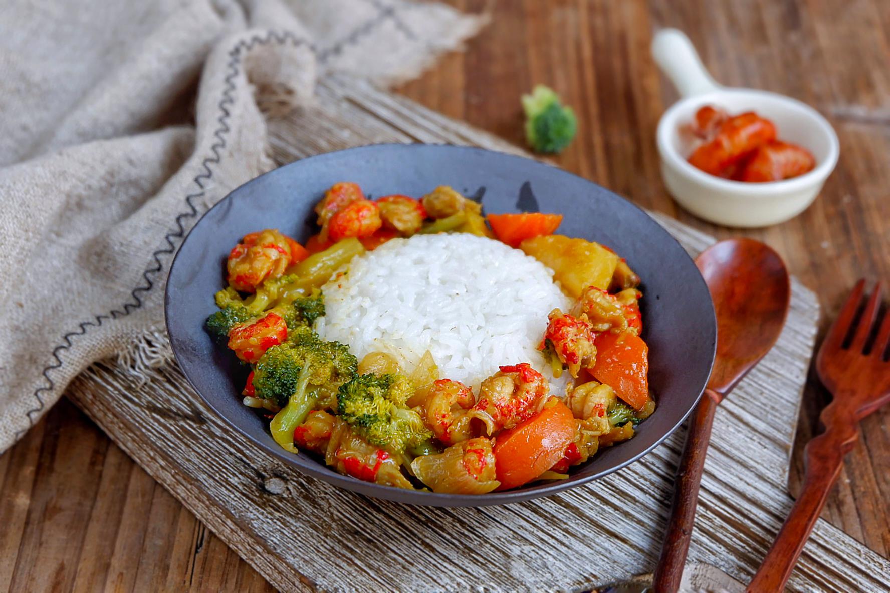 教你营养解馋的小龙虾盖饭,家常好吃又简单易做