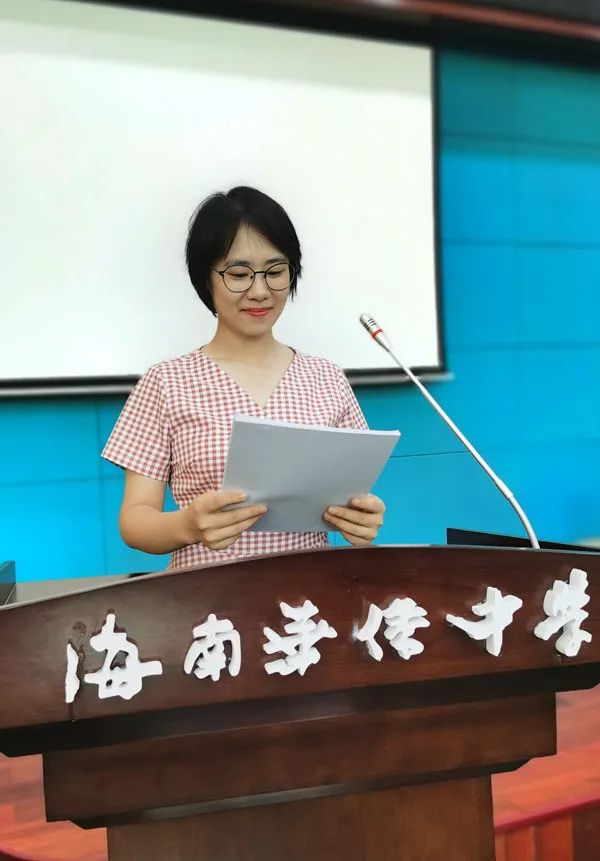 海南华侨中学语文老师孙彩霞2021年高考在即,高三备考复习也进入最后