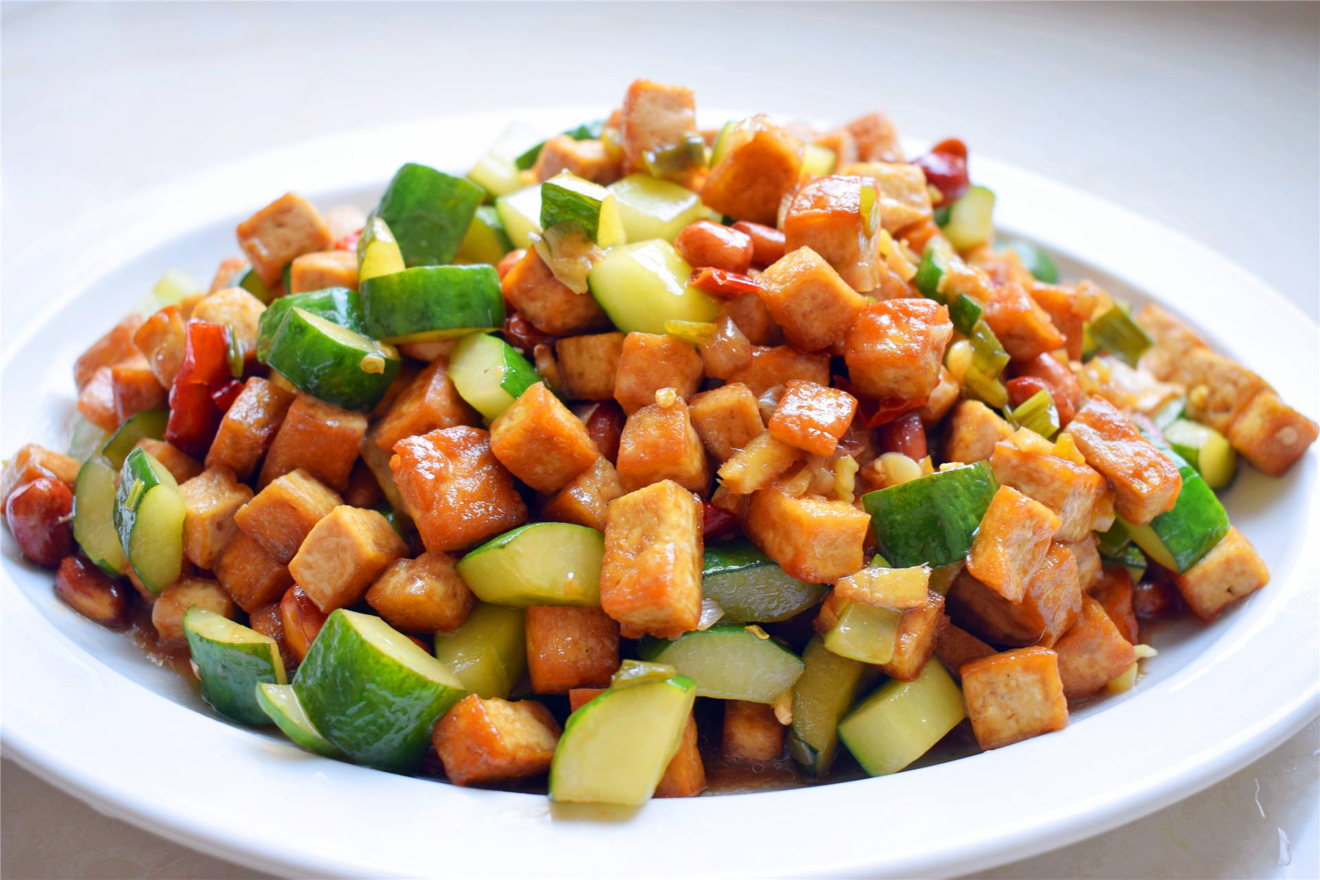 教你嫩滑可口的宫保豆腐,做法简单味道超好,吃完就让你爱上它