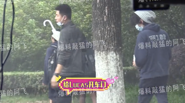 张柏芝两个儿子转学到上海,由保镖接送放学,兄弟俩帅气高冷休闲区蓝鸢梦想 - Www.slyday.coM 张柏芝两个儿子转学到上海,由保镖接送放学,兄弟俩帅气高冷休闲区蓝鸢梦想 - Www.slyday.coM