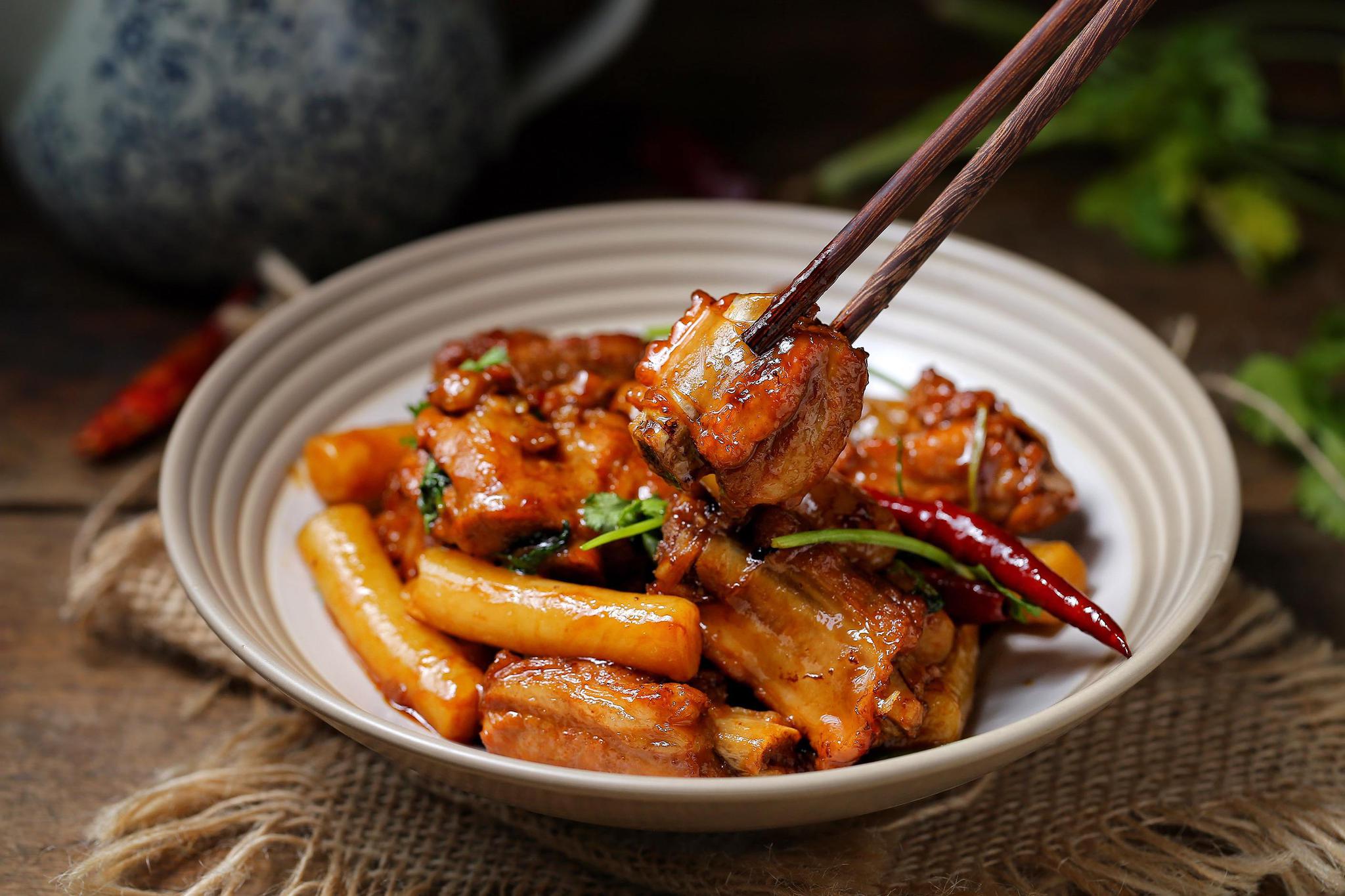 美味十足!酱香排骨这样做更好吃,解馋下饭,香得让人停不下嘴