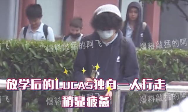 张柏芝两个儿子转学到上海,由保镖接送放学,兄弟俩帅气高冷休闲区蓝鸢梦想 - Www.slyday.coM 张柏芝两个儿子转学到上海,由保镖接送放学,兄弟俩帅气高冷休闲区蓝鸢梦想 - Www.slyday.coM