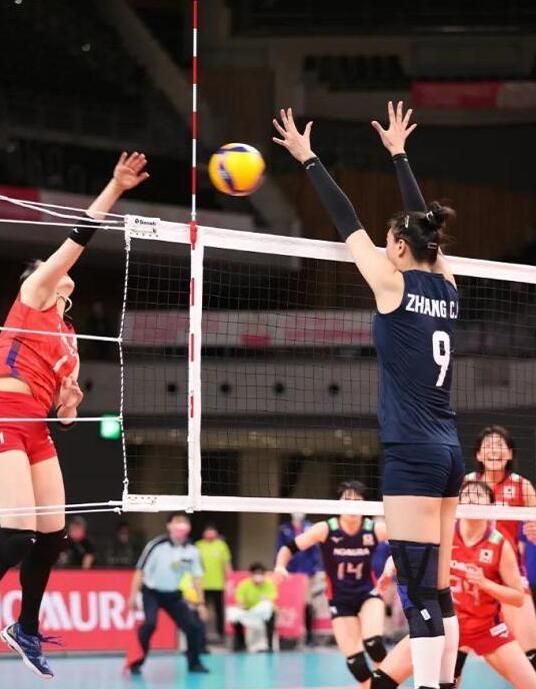 首败!中国女排0:3不敌日本女排,郎导排出怪阵,一人基本出局休闲区蓝鸢梦想 - Www.slyday.coM 首败!中国女排0:3不敌日本女排,郎导排出怪阵,一人基本出局休闲区蓝鸢梦想 - Www.slyday.coM