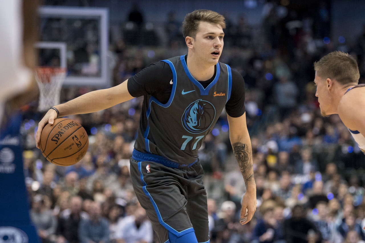 看东契奇的比赛太舒服了!快船队恐怕要被4:0淘汰出局?