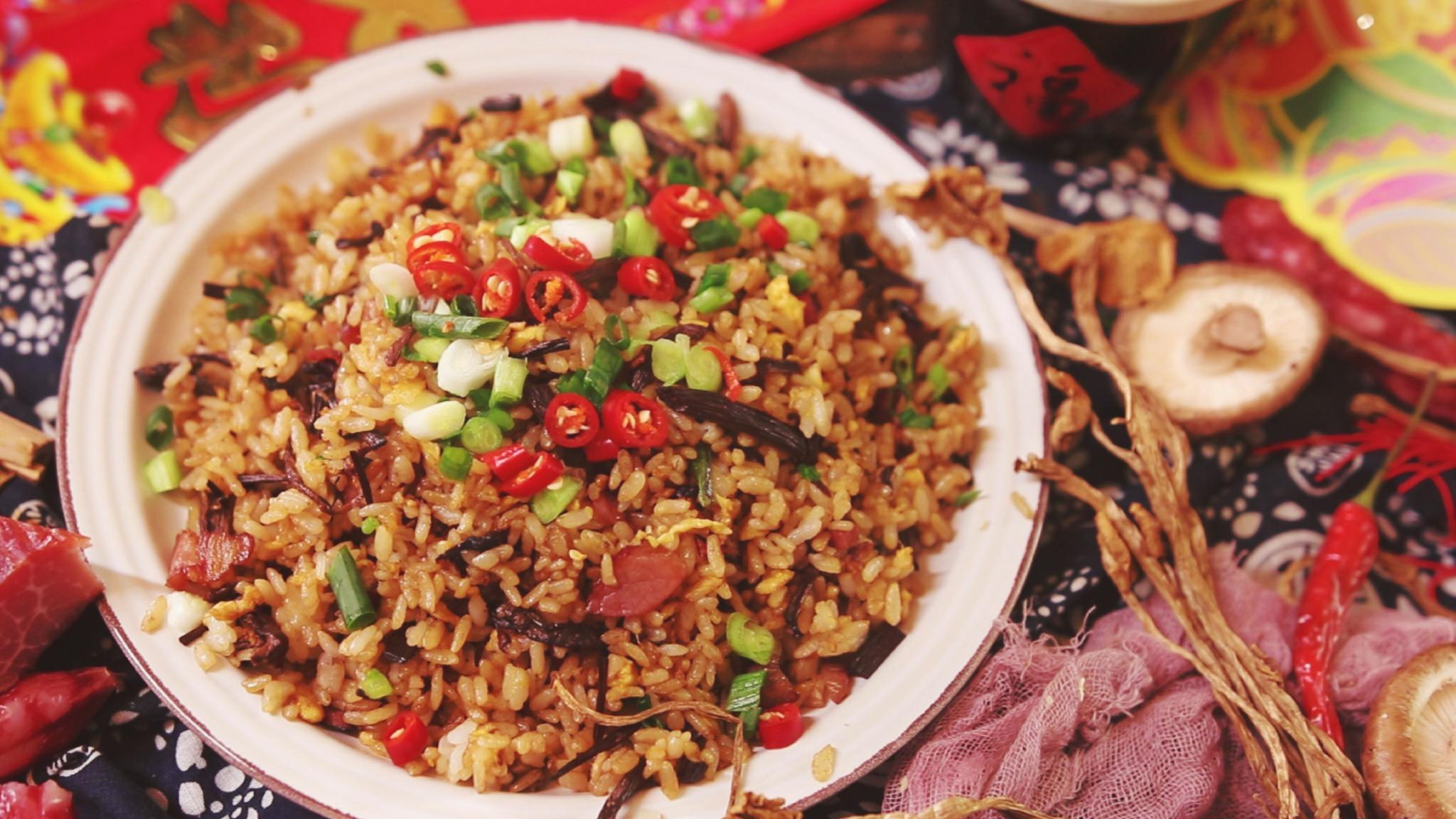 教你美味可口的腊肉蛋炒饭,好吃还能解馋,好吃得停不下来嘴|腊肉|蛋炒