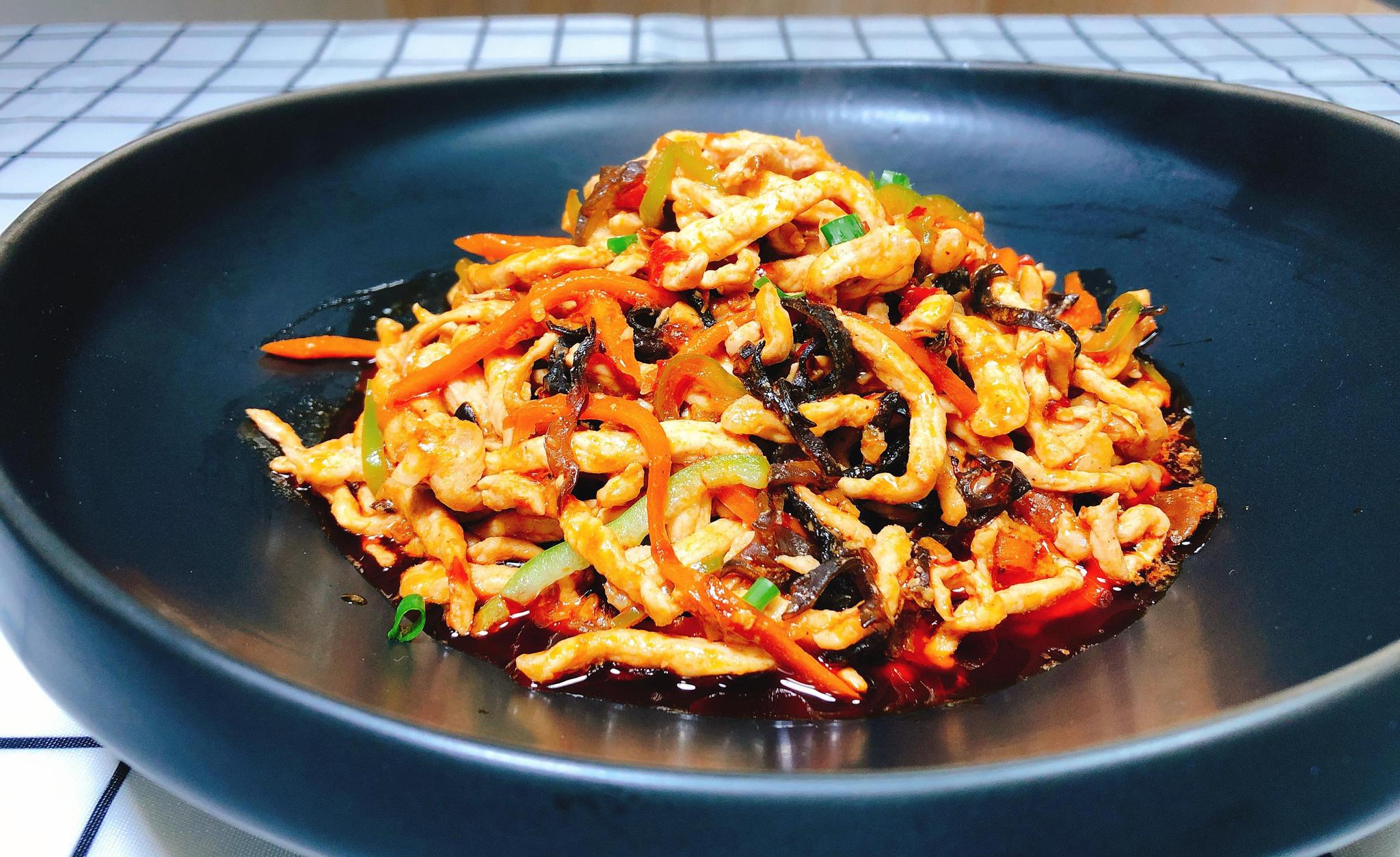 教你美味解馋的鱼香肉丝,学会这样做,孩子能多吃两碗饭