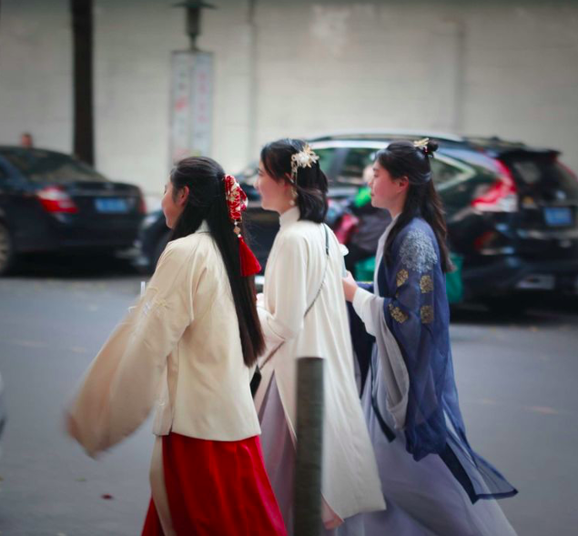 翟菜花:中国风的“觉醒年代”,IP的溯源与演变如何抉择?休闲区蓝鸢梦想 - Www.slyday.coM 翟菜花:中国风的“觉醒年代”,IP的溯源与演变如何抉择?休闲区蓝鸢梦想 - Www.slyday.coM