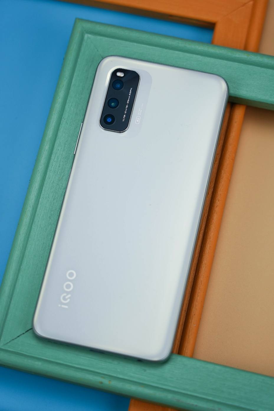 相比红米note10它的优势在哪iqooneo5活力版全面测评