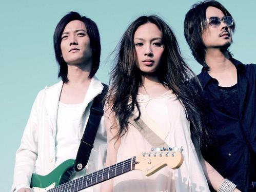 曾经误以为自己是乐队灵魂飞儿乐队把主唱赶走如今怎样了