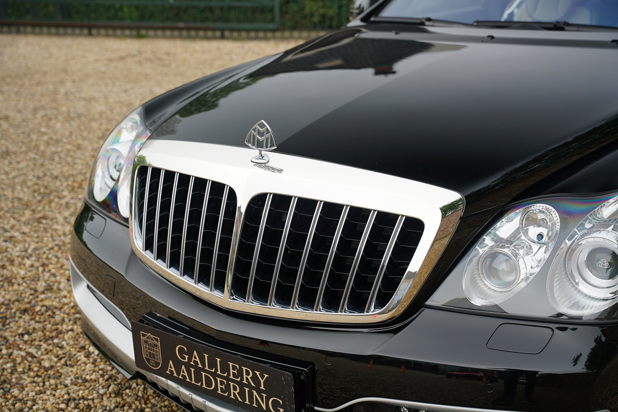 需要近100万美元迈巴赫57sxenatec正在出售