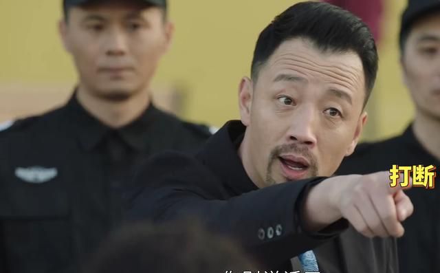 由于《刘老根》前两部饰演二奎的演员并不是孙小飞,而是深入人心的