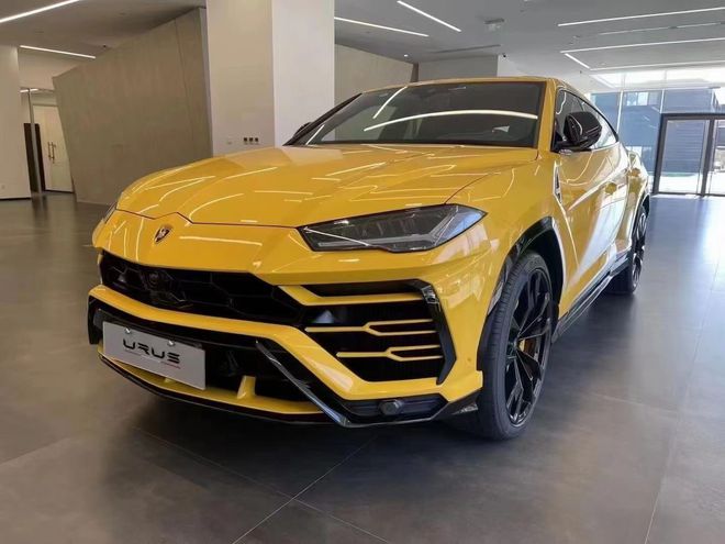 2021款兰博基尼urus裸利 时尚前卫凌厉大气