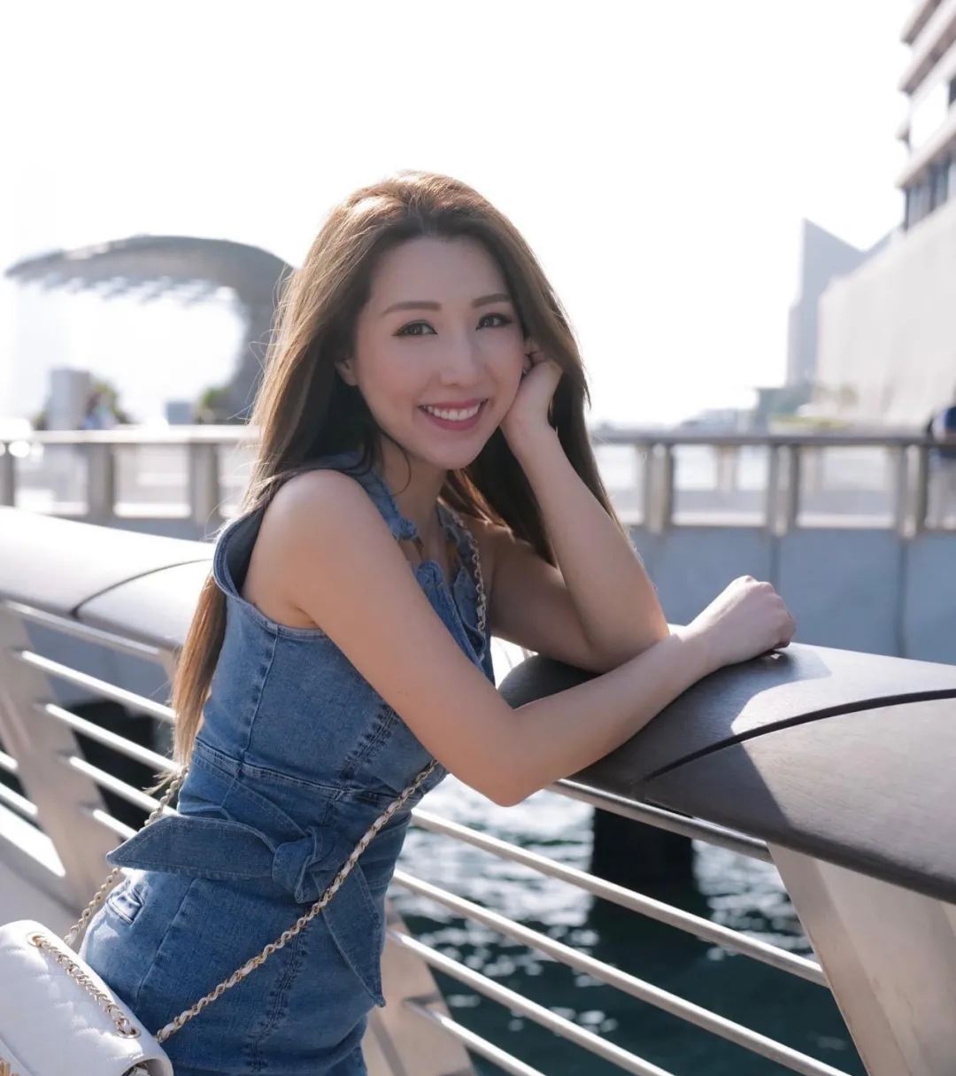 专注事业!tvb知名歌手谭嘉仪自曝曾被圈中人追求,可惜恋情无果