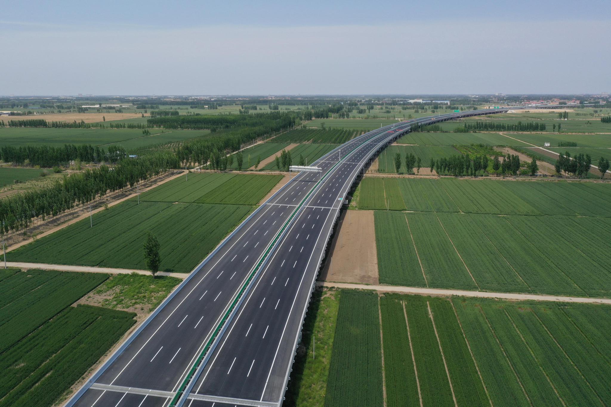 雄安"四纵三横"对外高速路网全面形成|河北省|无人机|朱旭东_新浪新闻